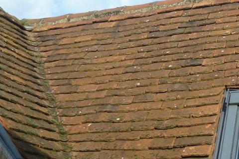Roof tiles