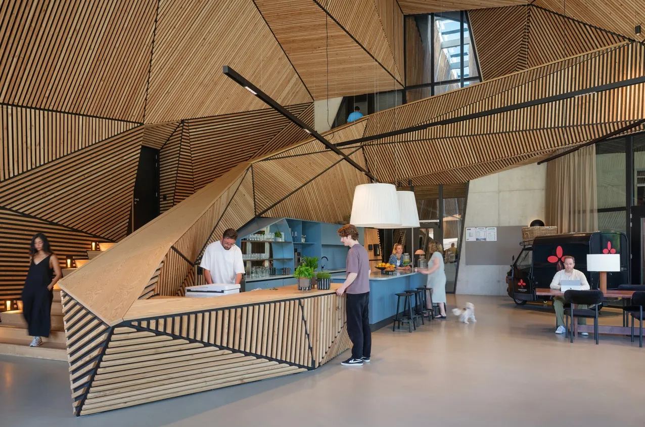 Jonas, Amsterdam IJburg, achieves BREEAM Outstanding for mixed-use and residential development
